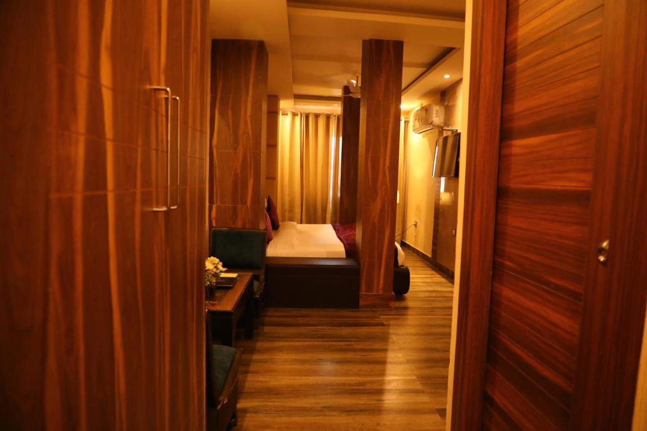 Perfectstayz Premium @Harkipauri Road Haridwār المظهر الخارجي الصورة