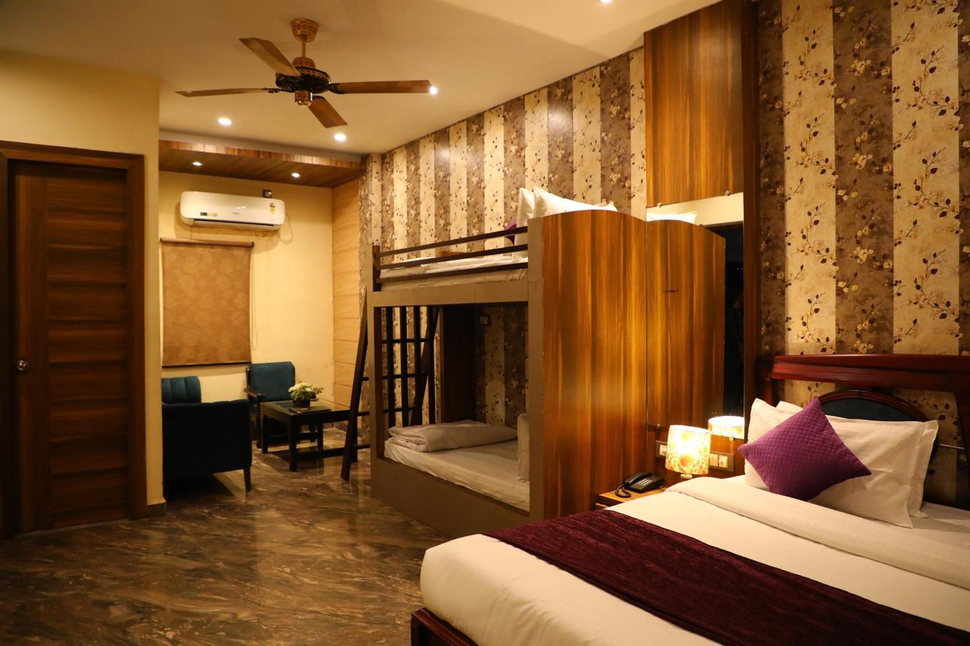 Perfectstayz Premium @Harkipauri Road Haridwār المظهر الخارجي الصورة