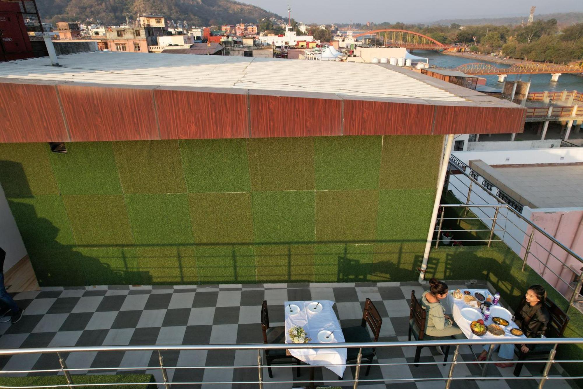 Perfectstayz Premium @Harkipauri Road Haridwār المظهر الخارجي الصورة
